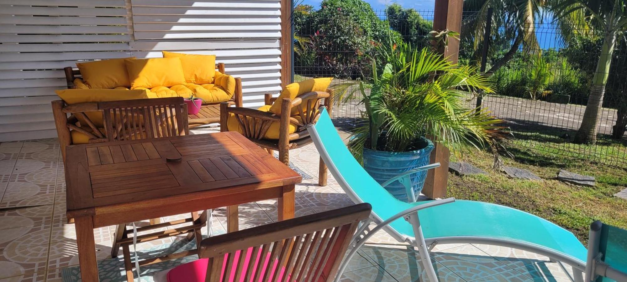 Bel appartement privé, magnifique vue sur la mer des Caraibes et jardin clos, WiFi, à 2mn de la plage Sainte-Luce Exterior foto